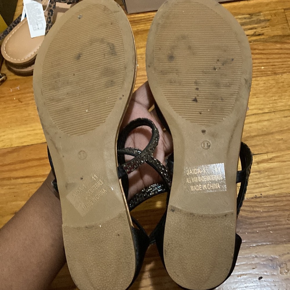 Sandals - Picture 5 of 5